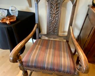 Upholstered arm chair