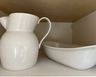 Pfaltzgraff pitcher and serving bowl