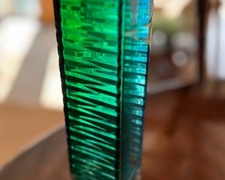 Art glass vase