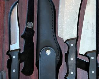 Legenda cutler set in wood box