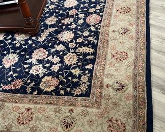 9x12' (approx) area rug