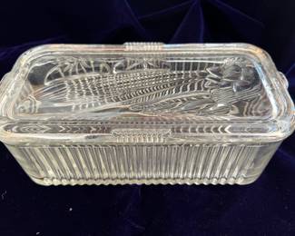 Vintage Federal clear glass refrigerator covered dishes