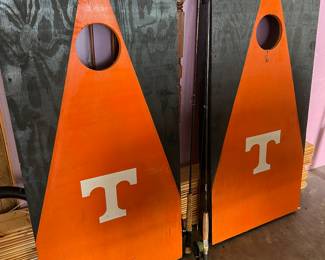 UT cornhole game boards