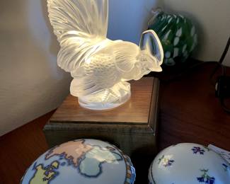 Lalique - signed and stunning on lighted pedestal!  Those trinkets - they are Tiffiany!