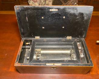 Antique Swiss Musicbox