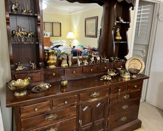 2 piece pine dresser 
Lots of brass items