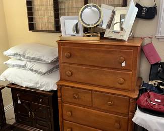 Mid century maple dresser 