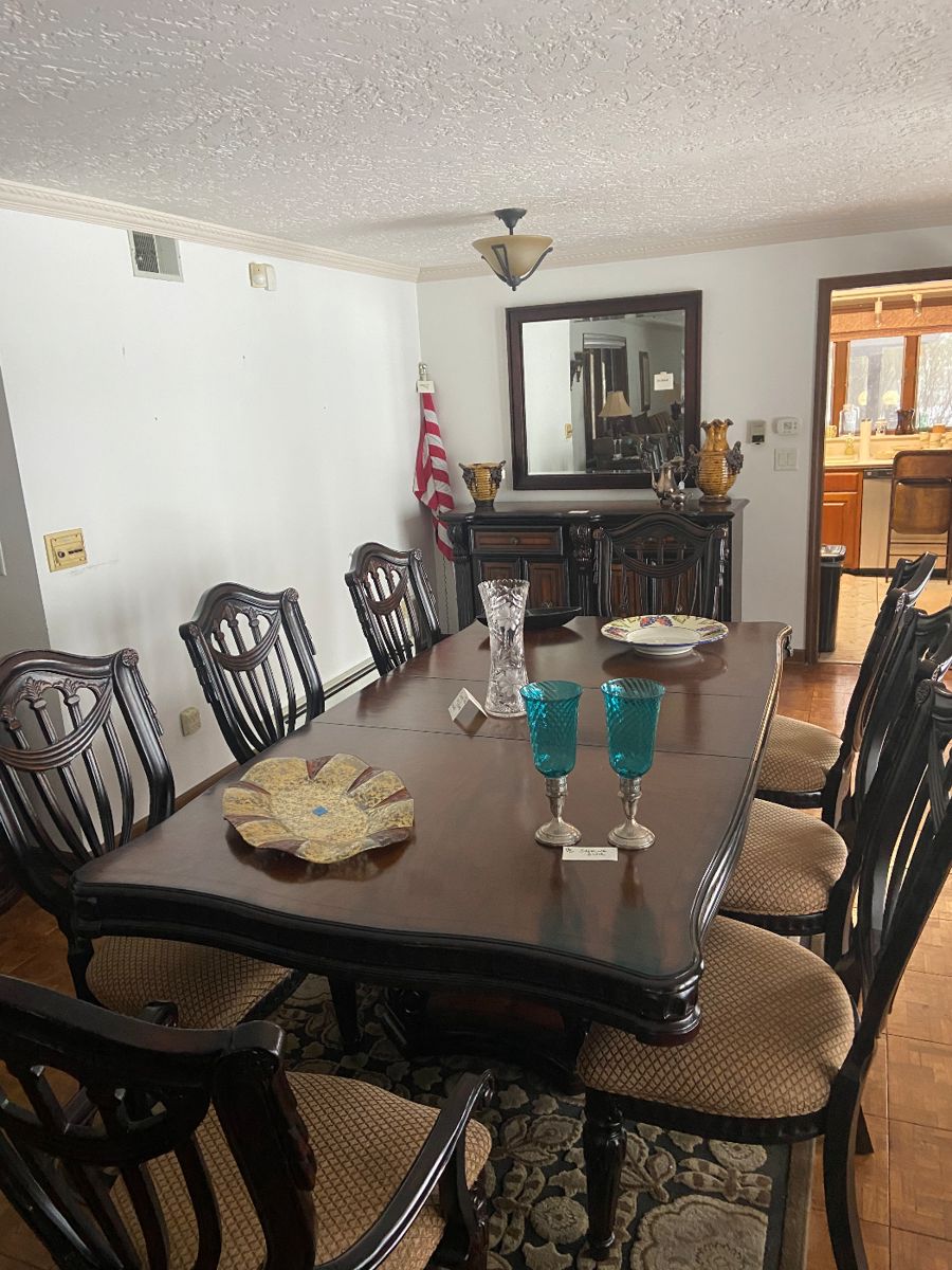 Sales by Mario 4194 Lower River Road, Youngstown... starts on 1/27/2024