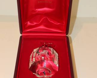 Steuben Art Glass Carousel Horses Sculpture 