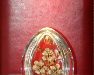 STEUBEN GLASS EGG 18K GOLD Faberge 