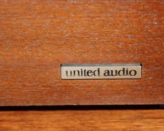 United Audio - Dual 1249 Turntable