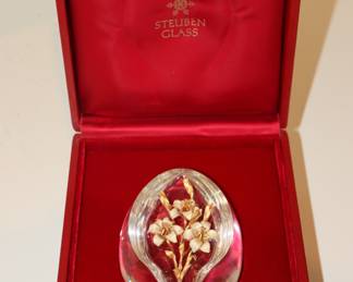 STEUBEN GLASS EGG 18K GOLD Faberge 