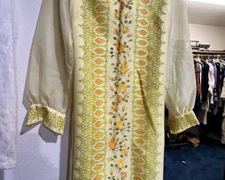 1970's Alfred Shaheen Mandarin Collar Caftan Gown - Size 12 - Made in Hawaii
