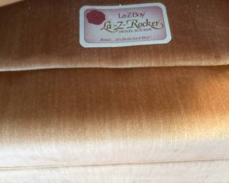 La-Z-Boy Barrel Swivel Chair with Geometric Upholstery