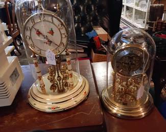 Anniversary clocks