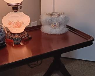 Gone with the Wind Lamp,  feather phone