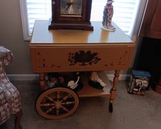 Tea cart