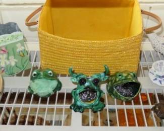 Vintage Ceramic Frog Sponge Holders/Carved Wood Toads Japan. Vintage Wicker Teapot/Cups Set