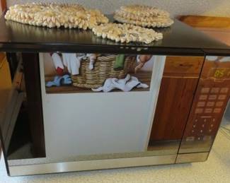 1000 Watts Burner Top Microwave 