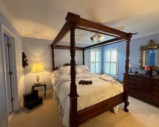 Mahogany canopy poster bed queen size