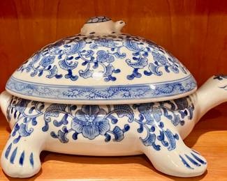 Turtle Tureen 