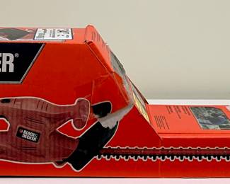 Black & Decker Hedge Trimmer