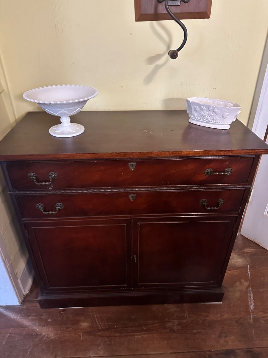 Historic Natchez Estate Sale starts on 2/16/2024
