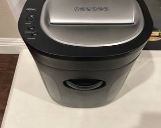 Paper shredder    Royal 1212x.  Asking 20