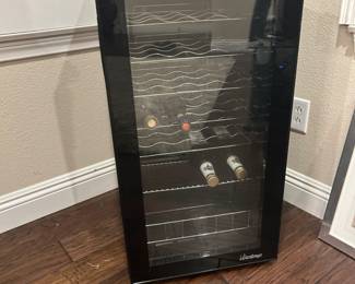 Wine cooler by Vinotemp