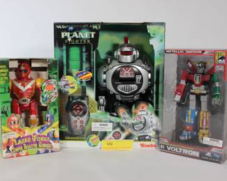 44. 3PC Voltron Planet Fighter & Other Robot Figures