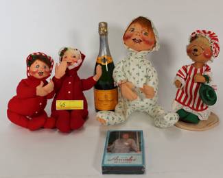 65. 4PC Annalee Holiday Figures & VHS