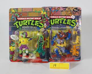 19. 2PC TMNT Mondo Gecko & Wingnut Figures