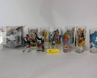 90. Box of Pepsi Looney Tunes Cups & Thor Figure