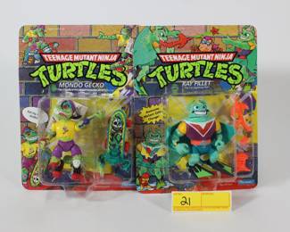 21. 2PC TMNT Mondo Gecko & Ray Fillet Figures