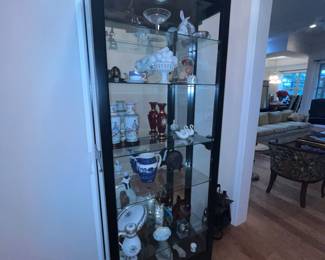 Item:  51 - Price:  $350.00  Display Lighted Cabinet 