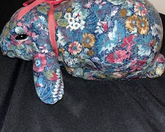 Item:  31 - Price: $15.00 Bunny  Decor 