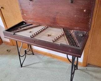 22 Antique Dulcimer