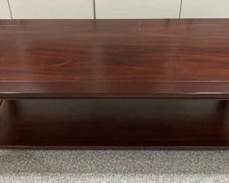 Classic Style Coffee Table 