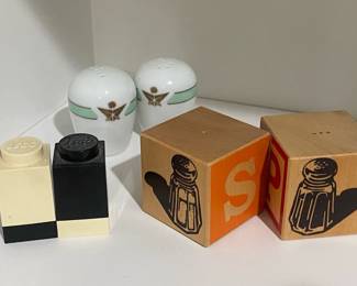 Lego Other Unique Salt  Pepper Shakers2 