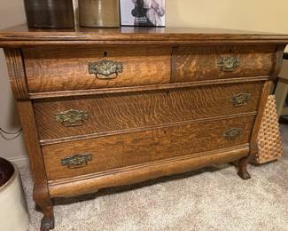 Antique tiger oak dresser