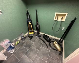 A Nic Collection Of Vacums!