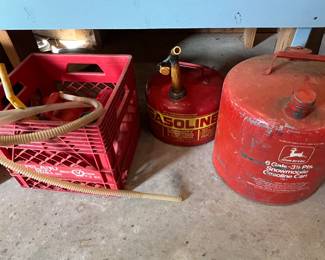 metal gas cans