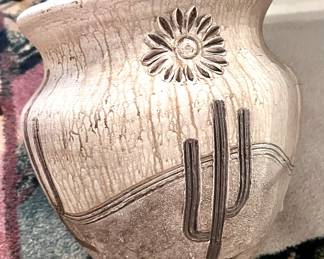 Outdoor decorative pots