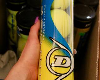 Tennis balls