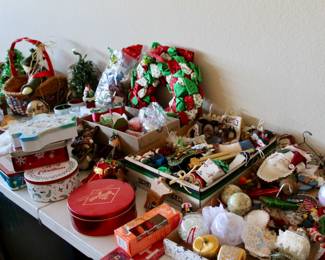 Various Christmas decor