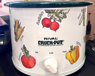 Crock pot slow cooker
