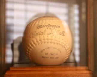 MacGregor official softball