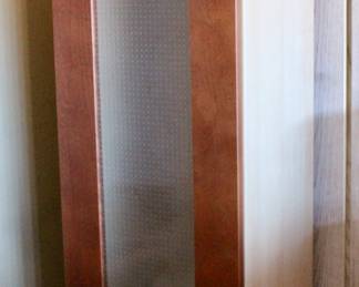 Small storage cabinet - matches with previous