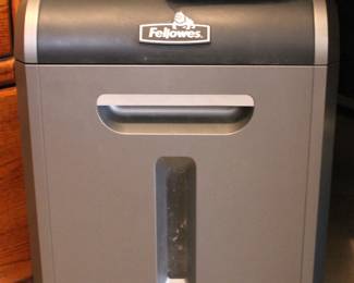 Fellowes paper shredder