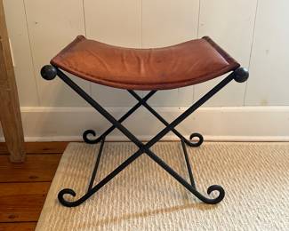 https://townandsea.com/sales/the-collected-cottage/